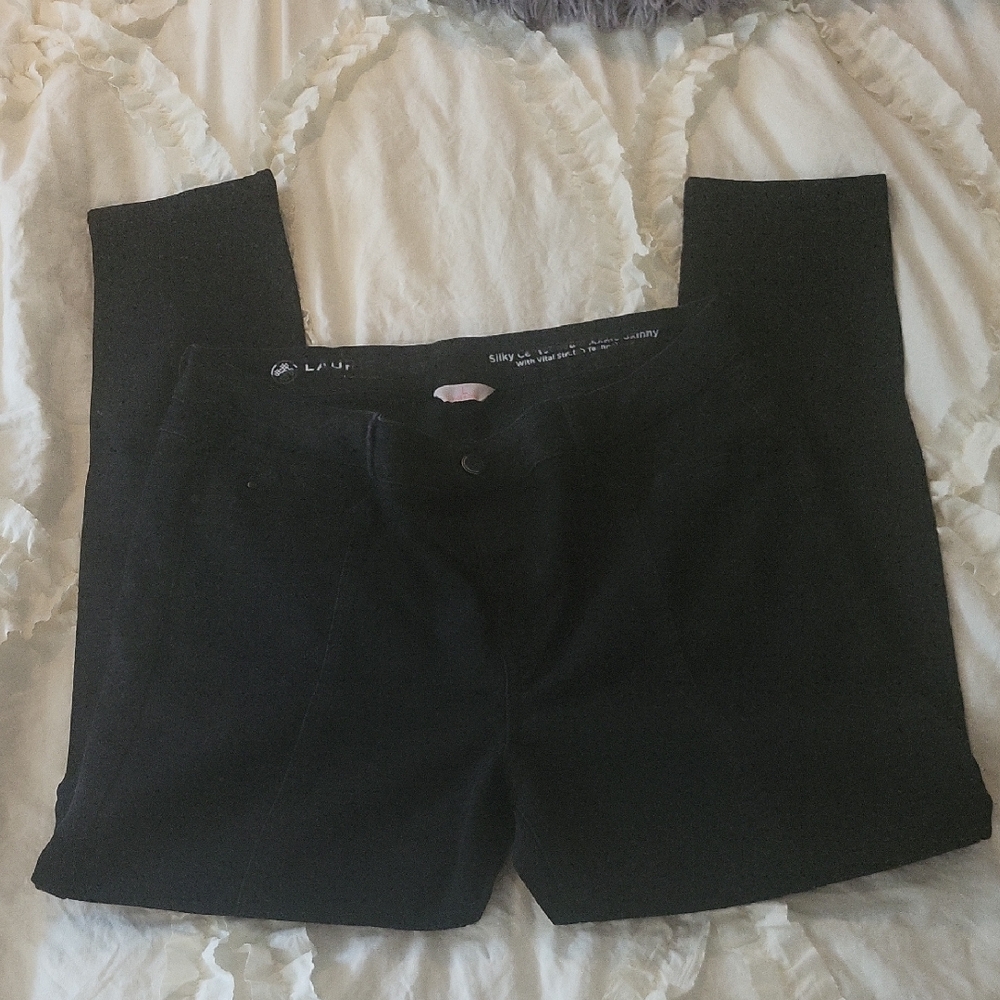🖤Laurie Felt Los Angeles Black Ankle Skinny Jeans